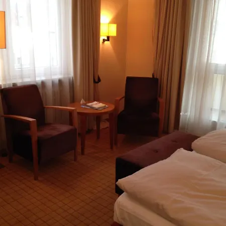 מלון Ringhotel Bundschu 4*