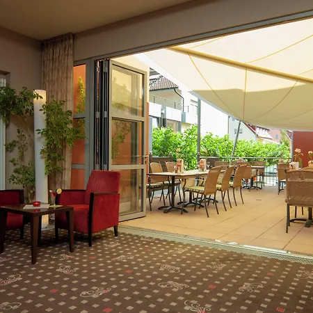 Ringhotel Bundschu 4* באד מרגנטהיים